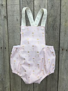 "This Flamingo First Birthday sunsuit is the perfect outfit for a first birthday. -This unique Flamingo First Birthday sunsuit is made with a cotton fabric. Also available in other fabrics as pictures. Please message me for info on ordering other fabrics. Size chart 0-3 months. 7-13 lbs. 17-24\" 6-9months. 13-18 lbs. 24-261/2 \" 12-18 months. 18-21 lbs. 261/2-31\" 18-24 months. 21-24 lbs. 31-34\" The colors of the outfit can be customized to fit your party. Sunsuit can also be made any color and Flamingo First Birthday, Flamingo Outfit, Baby Flamingo, Daytona Beach, Girls Clothing, First Birthday, Perfect Outfit