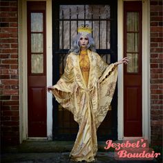 Majestic Baroque Robe, Bat Wing Romantic Burlesque Drag Queen Reveal, Goddess Costume Beaded Fringe Damask Flowing Regal Art Nouveau Kimono Gold Burlesque Costume, Drag Outfits Fashion, Art Nouveau Clothing, Scorpio Style, Insane Fashion, Gold Clothes, Art Nouveau Fashion, Drag Queen Costumes