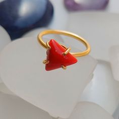 Handmade Coral Ring / Beautiful Coral Gemstone Ring / Red Stone Ring / Coral Jewelry / Anniversary Gift / Wedding Gift / Coral Ring / Gift For Her / Unique Gift Ring/  Gemstone Ring | Brass Ring | Birthday Gift Ring | Best Friend Gift Ring For Wife Model Number - RGCL-235 Gemstone - Coral Item Weight - 2.46Gms Ring Size - 8US Metal - Brass (Gold Plated ) Coral Stone Ring Design For Women, Red Coral Ring Design Women, Coral Ring Designs For Women, Coral Rings For Women, Coral Stone Ring, Red Coral Ring, Stone Ring Design, Antique Necklaces Design, Antique Necklaces