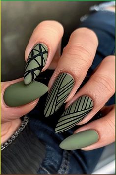 Matte Nail Ideas, Matte Green Nails, November Nails, Matte Nail, Green Nail Designs, Matte Nails Design, Stiletto Nails Designs, Dope Nail Designs, Nail Style