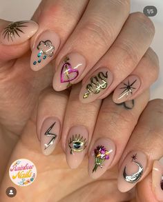 Vibe Nails, Metallic Nail Art, Nail Tip Designs, August Nails, Metallic Nail, Acrylic Toe Nails, Nail Art Trends, Subtle Nails