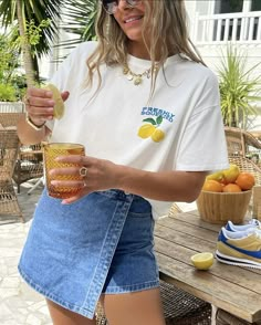 Summer Outfits 2025 Women, Brazilian Summer Outfits, Summer Tshirt Outfits, Outfits Primavera, Greece Outfit, Outfit Primavera, Summer Fashion Outfits, Basic Outfits, Casual Style Outfits