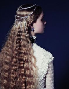 Christopher Kane, Pretty Hairstyles, Couture Fashion, Beautiful Hair, Tiara, Hair Inspiration