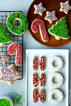 an advertisement for the big baking contest with cookies and pretzels on top of it