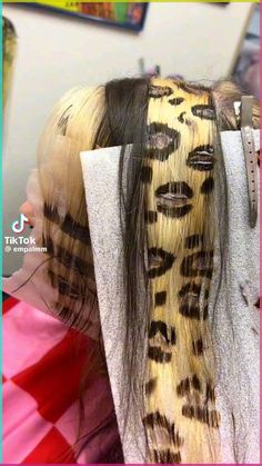 Cheetah Hair Dye, Pattern Hair Dye, Cheetah Print Wig, Crazy Hair Dye Ideas, Hair Thread, Tiger Hair, Cheetah Print Hair, Cheetah Hair, Hair Threading