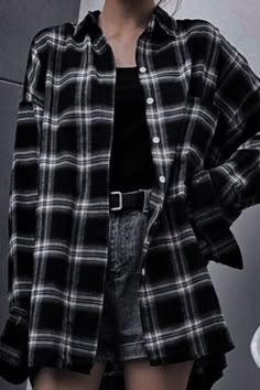 Oversized Flannel Outfits, Outfits Aesthetic Grunge, Best Fall Outfits, Flannel Outfit, New Blouse Designs, Green Flannel, Outfits Streetwear