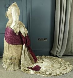 1899 Fashion, 16th Century Fashion, Victorian Fashion Dresses, Victorian Era Fashion, Bustle Dress, History Fashion, Natural Form, Victorian Clothing