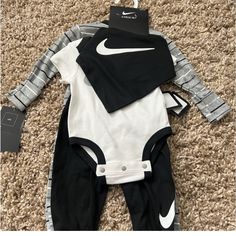 Brand New Boy Nike Outfits, Baby Clothes Nike Girl, Boys Nike Outfits, Sherpa Outfit, Nike Baby Clothes, Newborn Boy Shoes Nike, Nike Romper, Baby Boy Clothes Nike, Nike Onesie