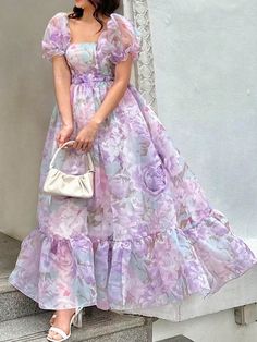 Knee Length Dress With Sleeves, Plus Size Maid, Floral Organza Dress, Simple Frock, Simple Frock Design, Simple Frocks, Organza Dress, Frock Design, Dress Plus Size