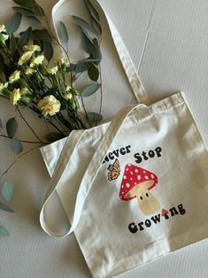 Cool Tote Bag Design, Diy Tote Bag Design, Mushroom Tote Bag, Diy Totem, Never Stop Growing, Handpainted Tote Bags, Canvas Bag Design, Tods Bag, Drawing Bag