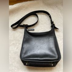 Coach Vintage Legacy Zip Black Handbag Shoulder Crossbody Purse Style# 9966 Classic Coach Hobo Shoulder Bag, Classic Rectangular Hobo Bag With Snap Closure, Classic Coach Hobo Bag Shaped Like A Satchel, Classic Coach Satchel Hobo Bag, Classic Hobo Shoulder Bag With Snap Closure, Vintage Black Crossbody Hobo Bag, Classic Coach Hobo Bag In Rectangular Shape, Classic Coach Hobo Bag Rectangular, Classic Coach Rectangular Hobo Bag