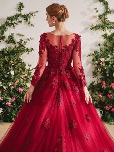 Dark Red Ball Gown, Garden Wedding Dress, Red Ball Gown, Red Bridal Dress, Photoshoot Outdoor, Satin Wedding Gown, Garden Wedding Dresses, Bridal Ball Gown, Tulle Ball Gown