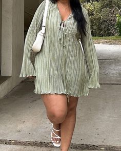 Vacation Plus Size, Classy Short Dresses, Plus Size Baddie Outfits, Casual Chic Outfits, Chic Dress Classy, Dressy Casual Outfits, Cute Modest Outfits, Effortlessly Chic Outfits, Mini Dresses Online