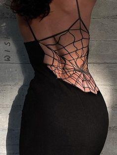 Halloween Aesthetic Outfits, Casual Glam Outfit, Halloween Outfits Casual, Spider Web Dress, Free Crochet Halloween, Crochet Halloween Patterns, Club Dresses Nightclub, Goth Formal, Spider Dress