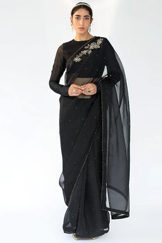 Black Embellished Saree Set Design by Shikha Mehta at Pernia's Pop Up Shop 2022 Black Organza Saree, Full Sleeves Blouse, Full Sleeve Blouse, Indian Wedding Wear, Embroidered Organza, Half Sleeve Blouse, Black Saree, Sleeves Blouse