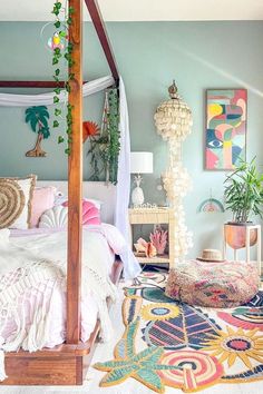 Pink bedroom with breakfast Creative Bedroom Decor, Beach Room Decor, Vibrant Living Room, Beach Themed Bedroom, Tropical Bedrooms, Beachy Room, Cotton Duvet Covers, 100 Cotton Duvet Covers, Teen Boy Bedroom