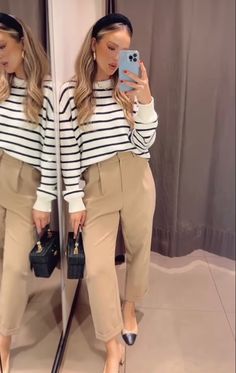 Light Brown Dress Pants Outfit, Beige Capris Outfit, Classy Work Outfits, Work Outfits Women