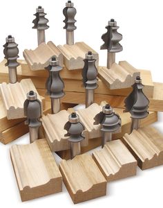 several pieces of wood are arranged on top of each other, with one piece missing