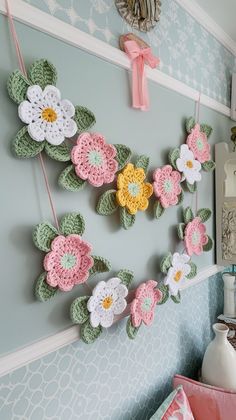 Floral Crochet Garland Crochet Garland, Garland Ideas, Homemade Ornaments, Handmade Decor, Festive Decor, Crochet Blanket Patterns, Blanket Pattern, Beautiful Crochet, Handmade Decorations