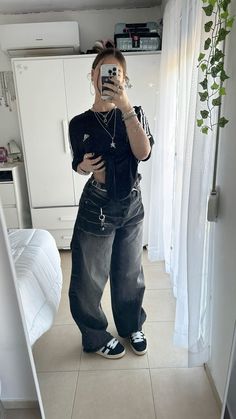 Baggy Jeans For Women, Shoes Outfit, Neue Outfits, Outfit Jeans