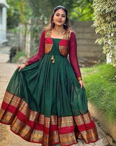 Narayanapattu dress Narayanpet Dress, Frock Models For Women, Long Frocks For Women, Simple Gown, Gown Simple, Checks Pattern, Simple Frock Design, Long Frock Designs, Traditional Aesthetic