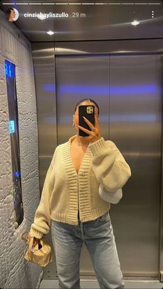 Midsize Girl Outfits, Jeans For School, Fall Dinner Outfit, Summer Dinner Outfit, Outfit Ideas Jeans, Plus Size Ripped Jeans, Chica Chola, Dinner Outfit Fall