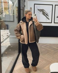 Stockholm Aesthetic, Nyc Winter Outfits, December Outfits, Nyc Fits, Nyc Outfits, Chique Outfit, New York Outfits, Look Adidas