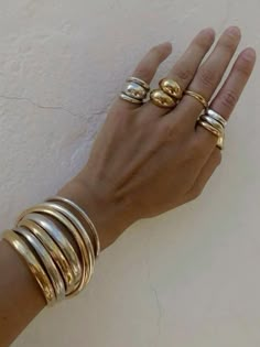 Stunning Fashion, Body Chains, Mixed Metal Jewelry, Dope Jewelry, Jewelry Lookbook, Stacked Jewelry, Jewelry Inspo, Dream Jewelry, Vintage Bracelets