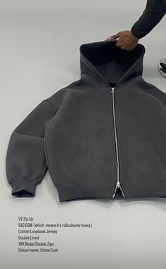 Heavyweight Hoodie, Concept Clothing, Mens Outfit Inspiration, Hoodie Zip, Streetwear Men Outfits, Men Fashion Casual Outfits, Mode Inspo