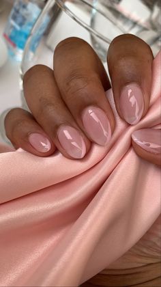 Short Classy Nails, Old Money Nails, Classy Almond Nails, Money Nails, Natural Nails Manicure, Milky Nails, Minimal Nails, Casual Nails