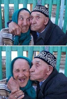 two pictures of an older man and woman kissing each other with their faces covered by scarves