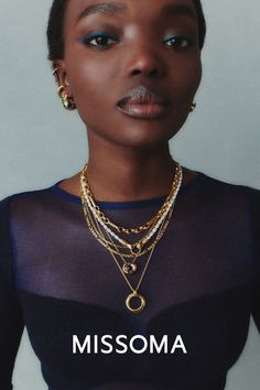 Discover layering necklaces in silver or gold. Make it molten with show-stopping sculptural shaped pendants, from the nugget and doughnut, to the bean. Our best selling styles pair molten metals with hand-cut semi-precious gemstones. Modern Jewellery, Layered Fashion