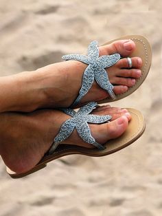 DETAILS Beaded decor Starfish pattern Clipped toe casual style Starfish Sandals, Beaded Leather Sandals, Starfish Pattern, Star Decor, Orthopedic Sandals, Summer Beach Wedding, Slide Slippers, Beaded Sandals, Silver Sandals