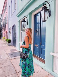 Charleston Photo Ideas, Charleston Instagram Pictures, Colorful Girl Aesthetic, College Girl Aesthetic, Clean Girl Aesthetic Summer, Dinner Pic