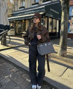 Elegantes Outfit Damen, Rok Outfit, Corporate Outfits, Elegante Casual, Paris Outfits, Looks Street Style