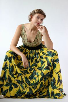 Vintage Y2K Rützou maxi dress. Skirt in yellow silk and butterfly print in dark grey, brown, and green colors. Top in sand color with abstract leaves in yellow, green, and brown colors.  Label: Rützou, Danish Designer. Materials: Skirt 100% Silk, Top 65% Silk and 35% Cotton Zipper on the side of the dress   Label Size EU 40, US 10, UK 14. Measurements (taken with garment laying flat - double waist): (the dress on the model is one size too big - best fit for the model would be EU38) Armpit to Arm Crimson Dress, Dress Label, Pink Silk Dress, Summer Bridesmaid Dresses, Abstract Print Dress, 1920s Flapper Dress, Vintage Boho Fashion, Silk Wedding Dress, Silk Dress Long