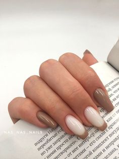 Barista Nails, Ongles Beiges, Brown Nails Design, Hello Nails, Subtle Nails, Beige Nails, Work Nails