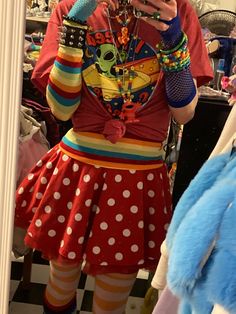 Casual Clowncore, Arcade Aesthetic Outfit, Clown Inspired Outfit, Clowncore Outfit, Weirdcore Outfits, Clown Clothes, Silly Clothes, Skirt Aesthetic, Vibe Clothes