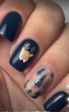 Skunk Nail Art, Nails With Deer Design, Thanksgiving To Christmas Transition Nails, Simplistic Nail Ideas, Antler Nails Design, Cottagecore Nail Designs, Fall Animal Nails, Deer Nails Designs, Lapland Nails