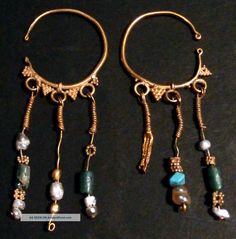 *EGYPT ~ Parthian Egyptian Gold Earings Pearl Turquoise Glass Beads Persian 3rd Century Egyptian Pinoy Culture, Egyptian Jewellery, Egyptian Earrings, Egyptian Gold, Ancient Persia, Persian Empire