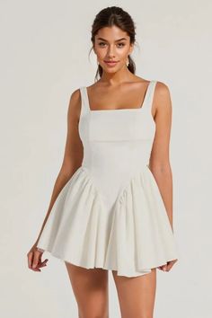 Arrive like the stunning sweetie you are in this short skater dress as the bride-to-be, graduate, or birthday girlie! This dress features a square neckline and shoulder straps, with an attention-grabbing open back and statement bow detail. The drop waist skater silhouette is flattering, and the short-length hem is perfect for showing off your legs. Complete the look in .Fit & FeaturesWoven fabric, tulle and stretchy knit liningSquare neckline, shoulder strapsOpen back, statement bowBack zipper a Short Skater Dress, Style Formal, Chic Party, Backless Design, Evening Attire, Mini Dresses, Glamorous Evening Gowns, Flowing Maxi Dress