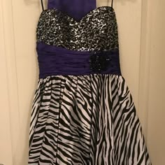 Homecoming Or Cocktail Dress Homecoming Dress 2000s, Y2k Homecoming Dresses, Trashy Dress, Elissabat Aesthetic, Scene Fashion 2000s, Scene Dresses, Hoco Dance, Androgynous Clothing, Y2k Prom Dress