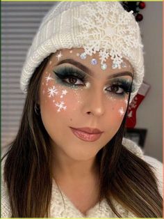 Winter Theme Makeup, Snowman Eye Makeup, Ugly Christmas Sweater Makeup, Snowflake Makeup Simple, Snowman Makeup Looks, Christmas Elf Makeup Looks, Elf Makeup Looks Christmas, Snowflake Eye Makeup