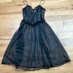 Immaculate Rare Vintage Frederick’s Of Hollywood Set! Black Satin And Sheer Mesh! Dress Bodice Is Incredibly Well Seamed. Satin With Mesh Insert In Center(Slight Tear Pictured). Skirt Is Sheer Stretch Mesh. Robe Has Amazing Puff Sleeves With Lace Trim On All Edges. Robe Is Very Free Size. Aprox Measurements Of Dress When Flat: Pit To Pit-19” Waist-16” Hips-26” Length-38” Mesh Robe, Tears Pictures, Frederick’s Of Hollywood, Dress Bodice, Sheer Mesh Dress, Fredericks Of Hollywood, Mesh Dress, Black Satin, Puff Sleeves