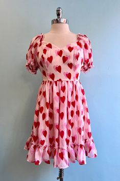 Sweet Heart Neckline, Modern Millie, Printed Satin Dress, Pink One Piece, Store Ideas, Heart Dress, Home Dress, Hem Skirt, Pink Hearts