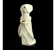 Our stunning Oyama Doll is the perfect addition to any doll collection or as a very special gift. This Japanese Bride Doll is wearing a traditional wedding kimono and a shiromuku with a white hat, watabohshi (綿帽子). Made in Japan Japanese Bride, Kimono Styles, Bradley Dolls, Fire Horse, Japanese Home Decor, Barbie Bride, Wedding Kimono, Japanese Doll, Bride Dolls