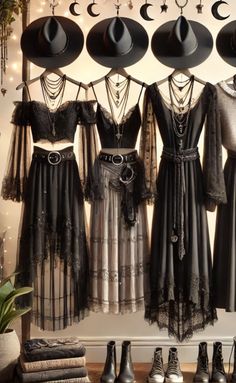 Dark Fairy Core Aesthetic Outfits, Goth Cottagecore Outfits, Gothic Boho Fashion, Orchestra Outfit Concert Classy, Goth Hippie Aesthetic, Goth Fairy Outfit, Hippie Goth Aesthetic, Goth Western Style, Gothic Fairy Aesthetic