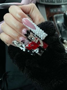 Betty Boop Acrylic Nails, Betty Boop Nails Designs, Betty Boop Nail Art, Betty Boop Nail Art Step By Step, Betty Boop Nails, Betty Boop Rhinestone Tumbler, Betty Boop Tumbler, Bday Nails, Acrylic Nails At Home