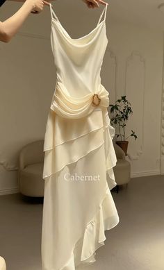 Evening Dress Long, Long Party Dress, Mode Chanel, 파티 드레스, Elegante Casual, White Chiffon, Grad Dresses, Mermaid Evening Dresses