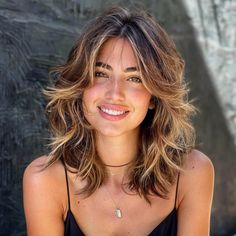 Medium Shag Balayage, Shag Haircut Balayage, Shag Balayage, Long Bob Textured Messy Lob, Balayage Shag Hair, Razor Layers Medium Long Hair, Bronde Shag, Balayage Shag, Shag Cut Hair